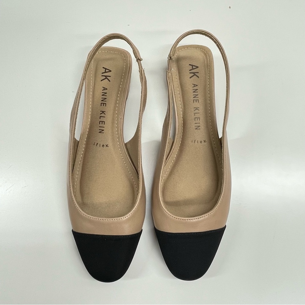 Anne Klein Tan & Black Work Flats Size 8